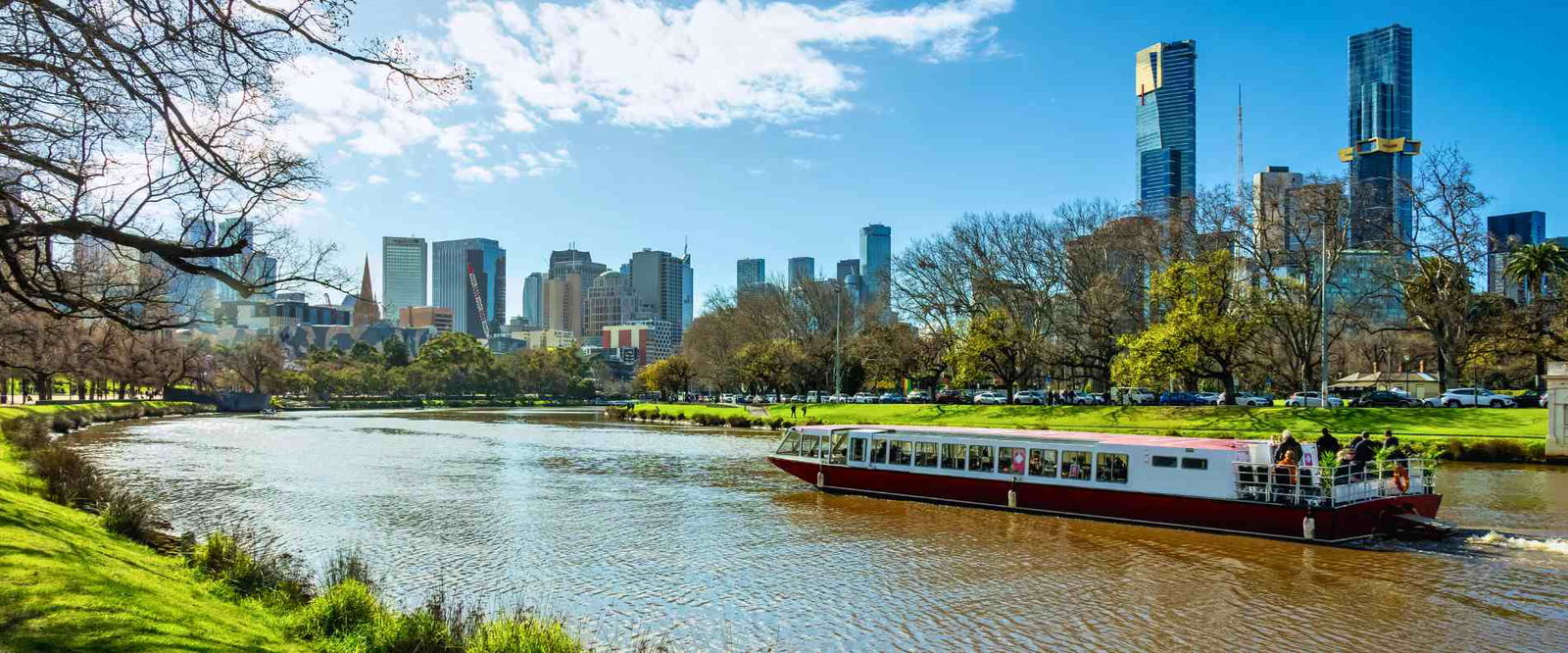 melbourne city along the river