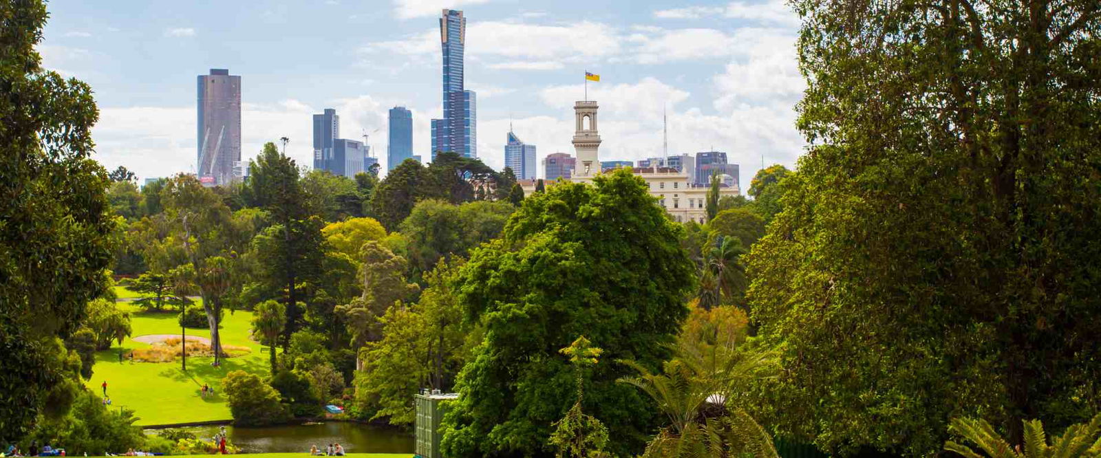 melbourne city from the botanic gardens